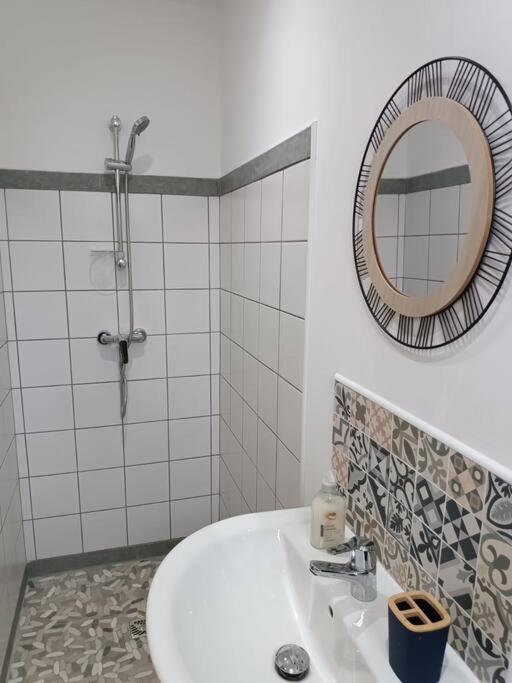 Tukusi Bungalow 르 물레 외부 사진