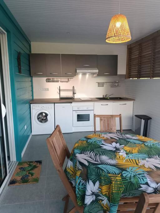 Tukusi Bungalow 르 물레 외부 사진